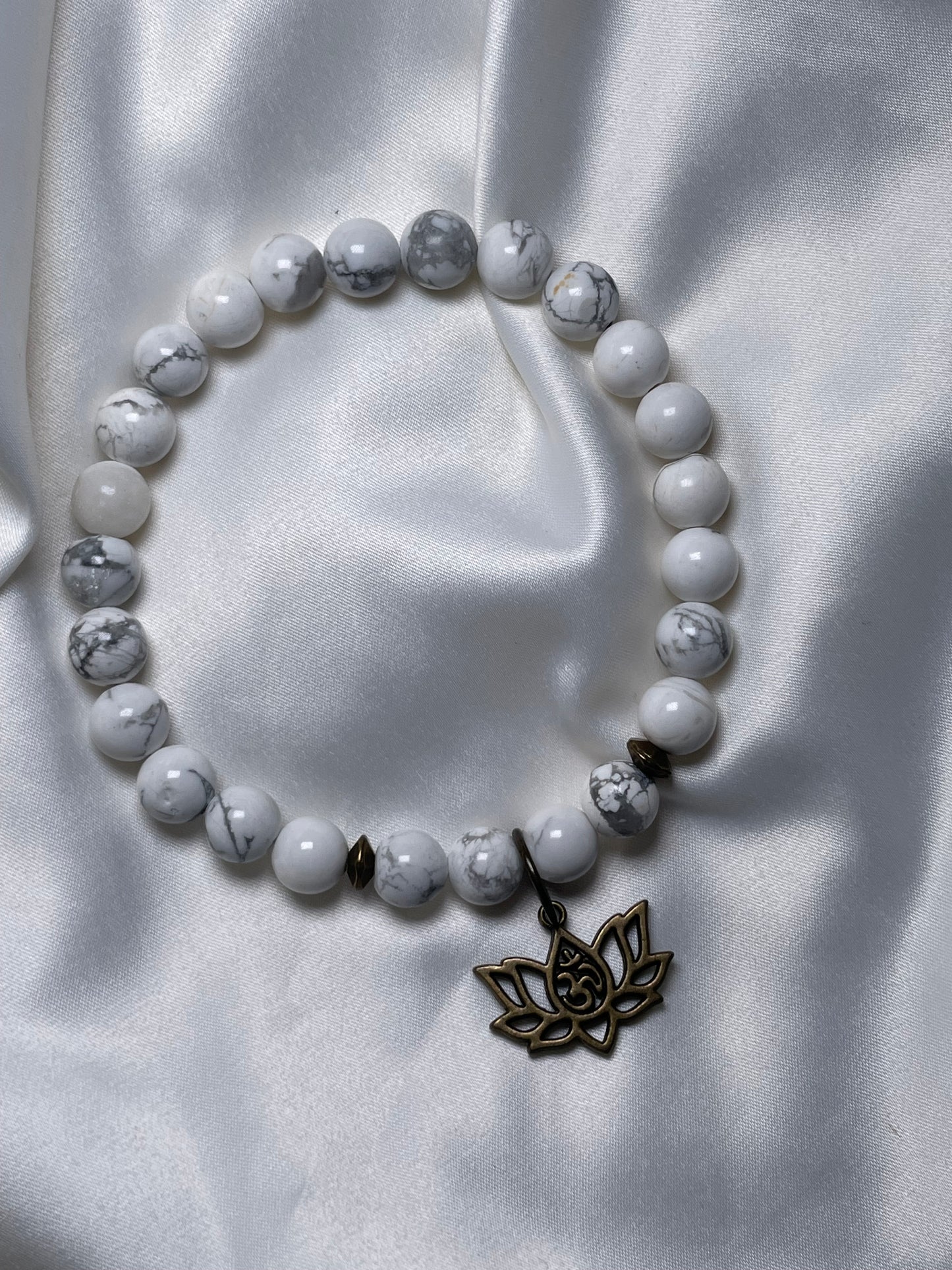 White Howlite